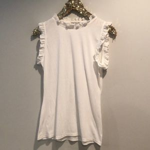 ruffle sleeveless top